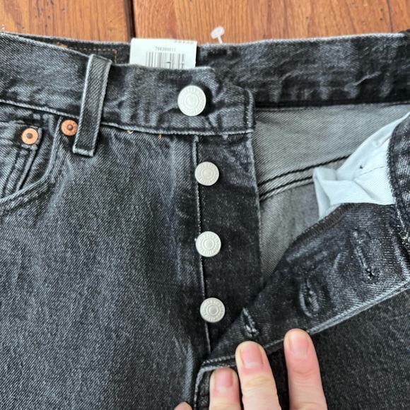 Levi's 90s fit jeans !! NWT - Picture 9 of 13